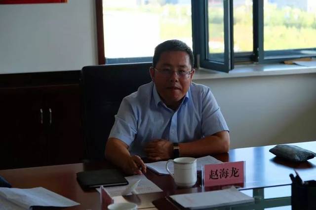 局长,审批委员会主任赵海龙主持会议,乌兰察布市生态环境局副局长