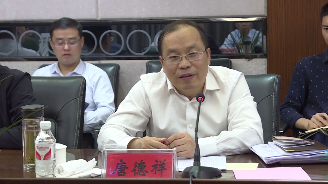 县委书记唐德祥,县长龚均,国网重庆市电力公司董事长,党组书记陈连凯