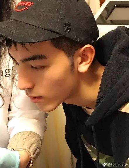 画面引起舒适!_@swag