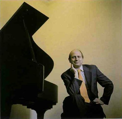 这位被英国查尔斯王子亲邀演奏的旅英中国钢琴家值得令我们骄傲