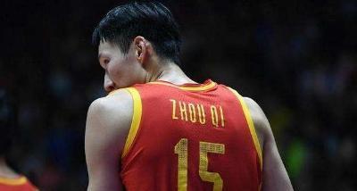 娇妻大6岁两人也是经过了6年的爱情长跑周琦16岁就喜欢空姐