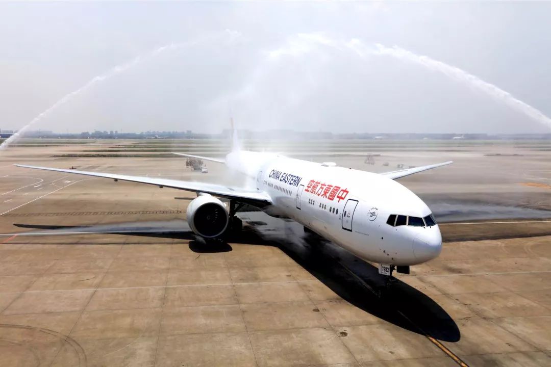 国内外站点近300个,拥有发动机1500余台,运营包括a320,a330,a350,b737