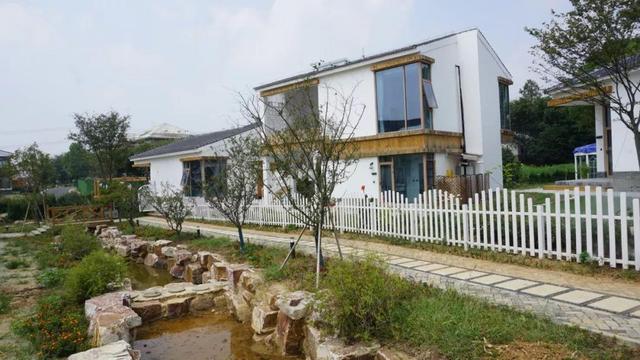 食在牛马塘住在曹山下