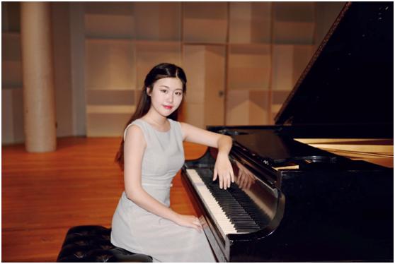 钢琴老师-析析 波士顿大学音乐学院钢琴表演专业硕士 华南师范大学