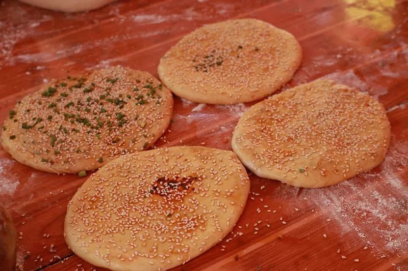 传说中"贵州最好吃的烧饼",却低调得连个门头也没有!