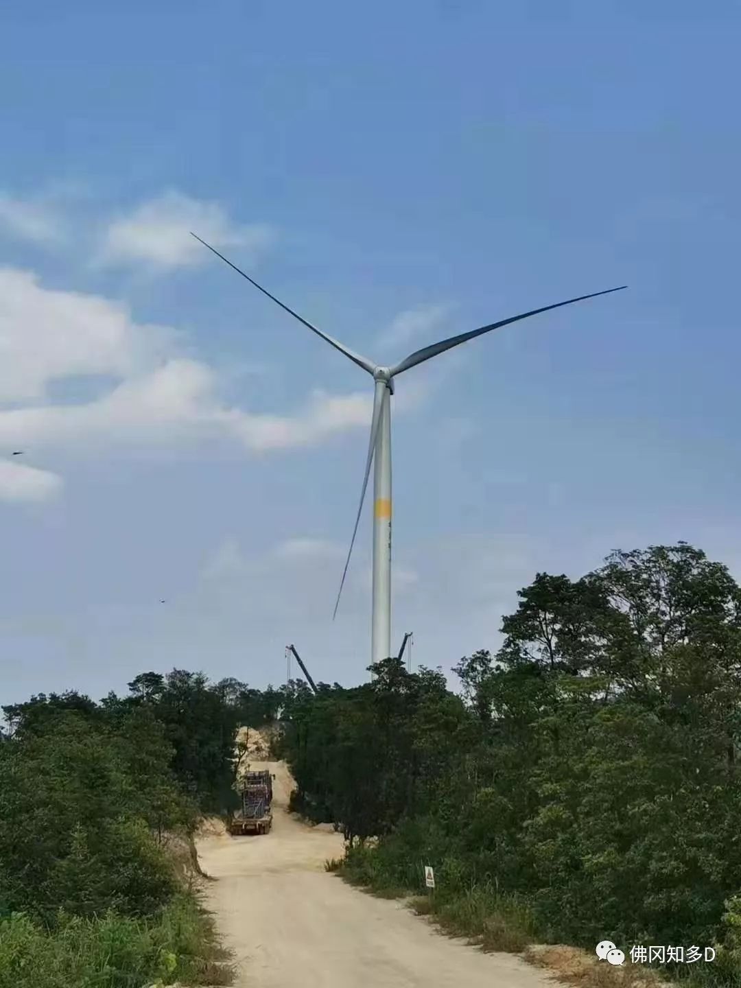 壮观佛冈终于有了近百米大风车既能发电又是景观