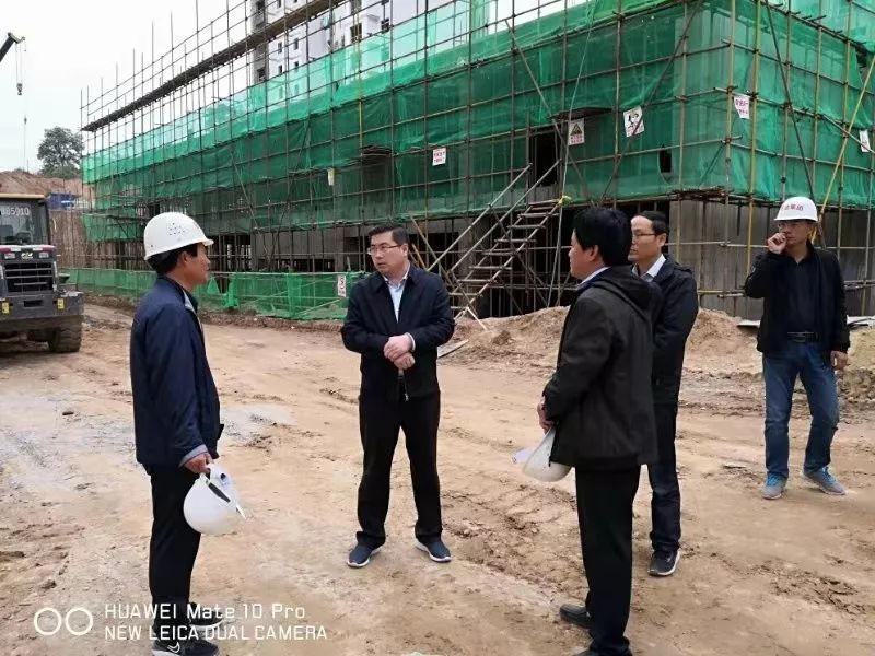 李崇暄调研惠达家园项目工程建设