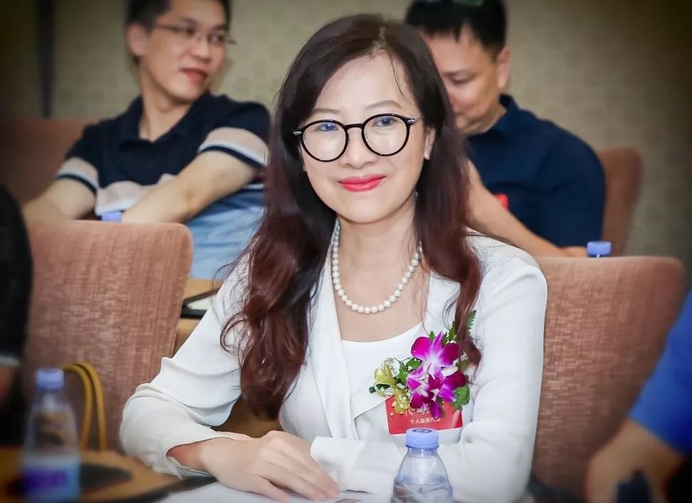 热烈祝贺格衡董事长吴青当选深圳市不动产估价协会第五届轮值会长