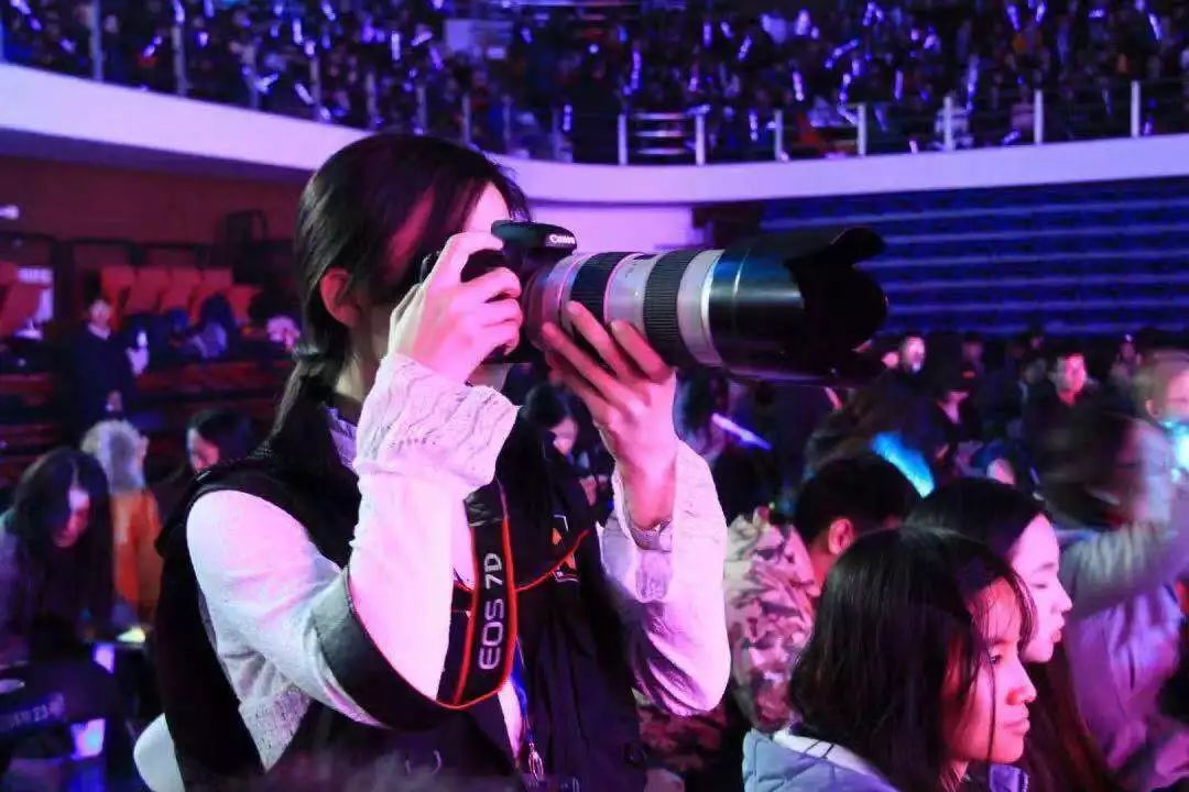 3也面向组织社团进行小规模的教学我们会举办公开教学ps,pr高手应有尽