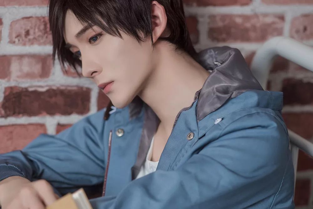 这个男人满足你所有幻想!带你走进希小白的梦之彼方