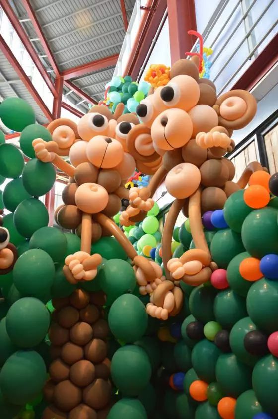 首届气球嘉年华百万梦幻气球萌翻你的心