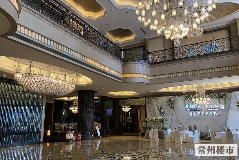 我在网上查到的介绍信息显示:御景天雅居乐星河湾大酒店隶属于维景