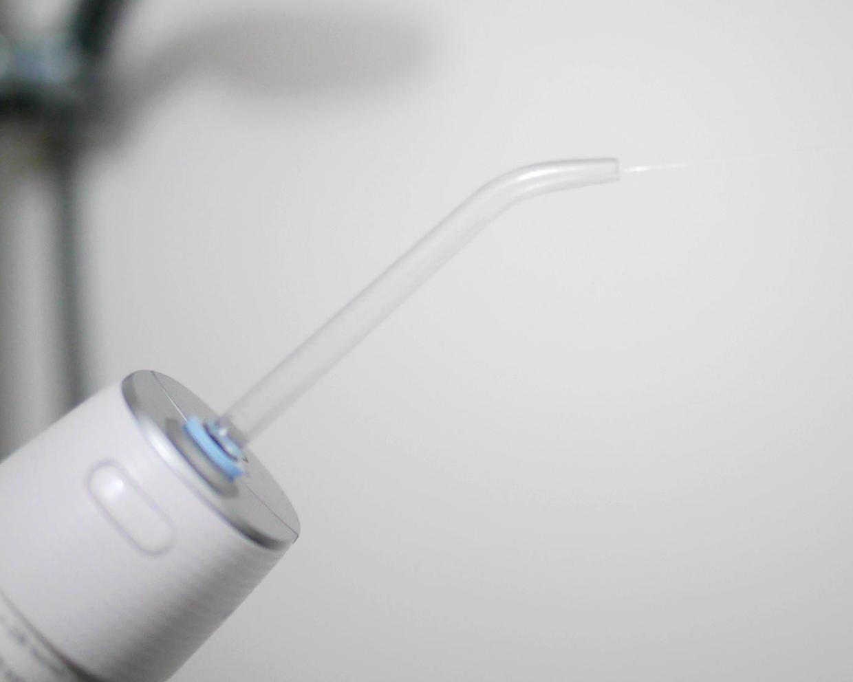 每天1分钟用罗曼mini1冲牙器呵护口腔健康