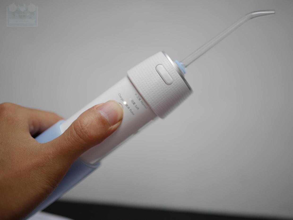 每天1分钟用罗曼mini1冲牙器呵护口腔健康