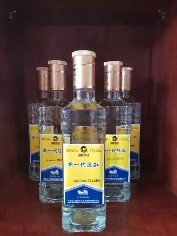 年销售量1400万件,从推出至今已经16个年头了,属于38度浓香型酒,口感