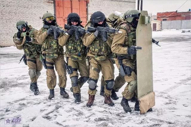 原创这个黑兵不简单所有人都是过目不忘有轮儿的都会开