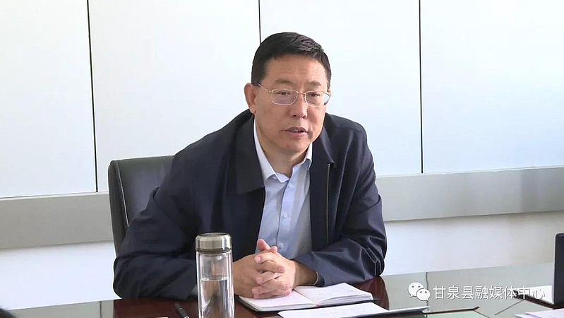 左新文调研我县创建国家卫生县城反馈问题整改情况