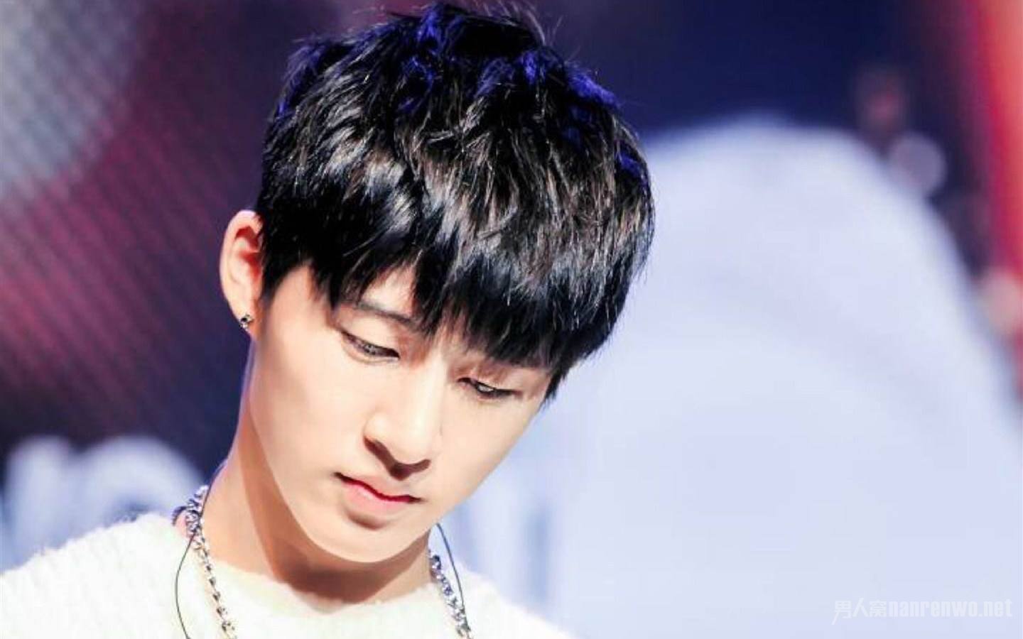 金韩彬而金韩彬的事件能够更好的说明,yg公司发现事情的时候并没有