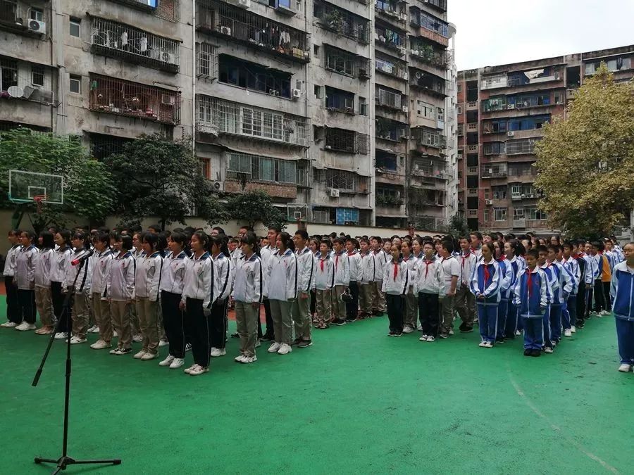 "礼赞70年 奋进新时代"——达高中来凤分校举行"我与祖国共奋进"主题