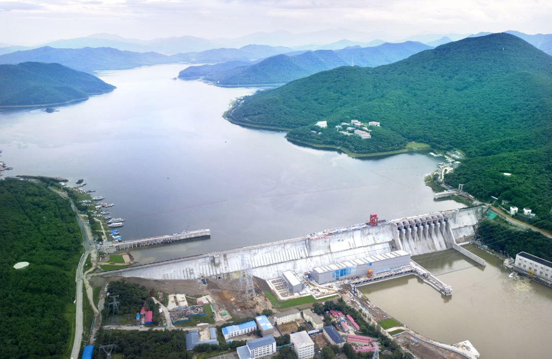 丰满水电站重建后首台机组投运进入倒计时_大坝