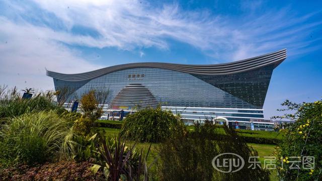 成都环球中心再次易主,融创中国接盘