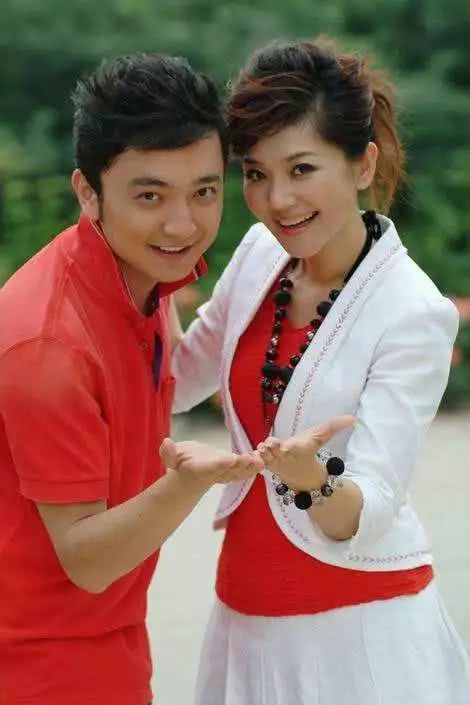 相信大家看到照片已经知道我要讲的是谁了,没错,正是方琼,相信大家都