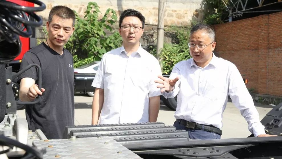 奋斗姿态彭建斌奋斗正当时