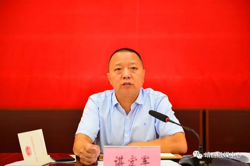 会后,郝玉松到靖西天桂铝业和保持建材两家企业,听取了企业负责人关于