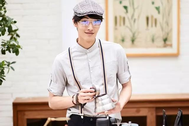 30岁男士怎么穿穿搭攻略请查收让你显稳重更不失时尚