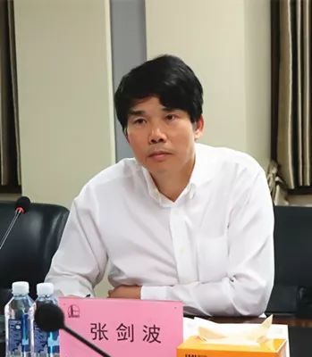 集团公司党组成员纪检监察组组长蒋亮平到沧州公司调研