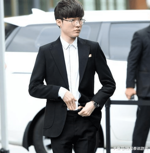 faker韩服冲分到前十查到他的游戏战绩被质疑请代练上分