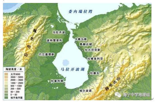 馬拉開波湖位於安第斯山脈,三面環山,北臨加勒比海.