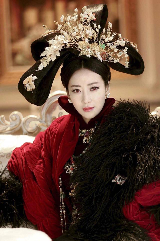 于正花天价请来李嘉欣造型被喷被于式审美支配的恐惧你怕了