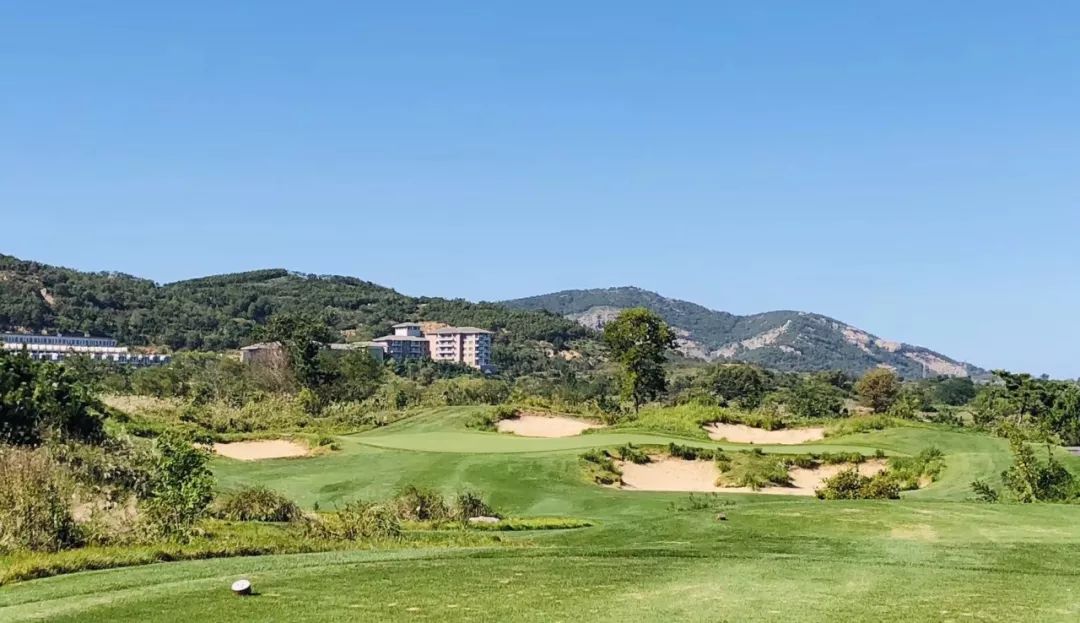 亚太百佳评选山东威海石岛湾球场打评记实