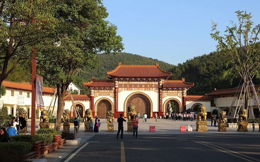 禅韵金秋溧阳天目湖大觉寺灵山大佛含演出休闲三日游