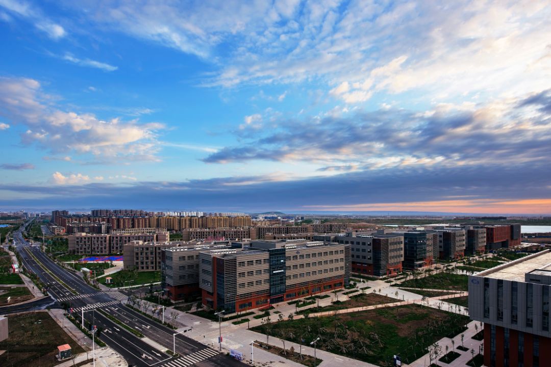 中国石油大学北京克拉玛依校区2020年度教职工招聘公告