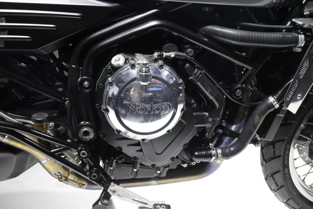 诺顿 阿特拉斯650发动机依然是诺顿650,功率,扭矩也与rx6完全相同