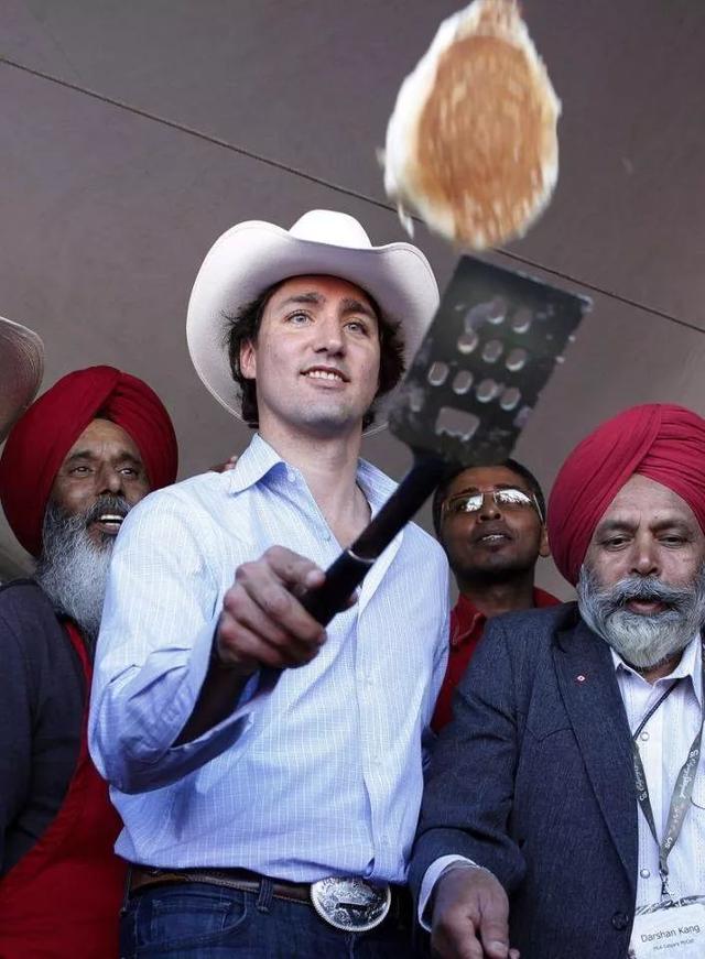 特鲁多被爆种族歧视 骚扰女性!