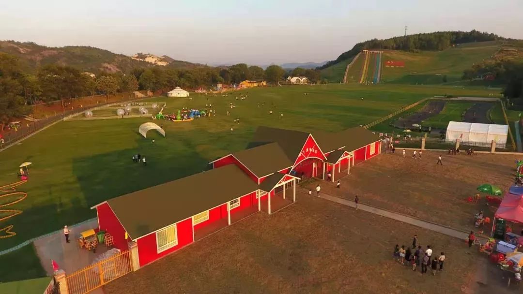上饶飞鸿滑草场汽车一日游