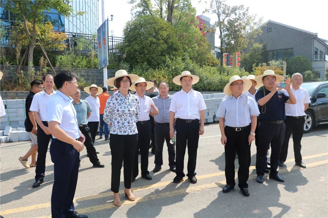 局长邱水文,上饶市委常委,副市长俞健,南昌市副市长樊三宝以及省政府