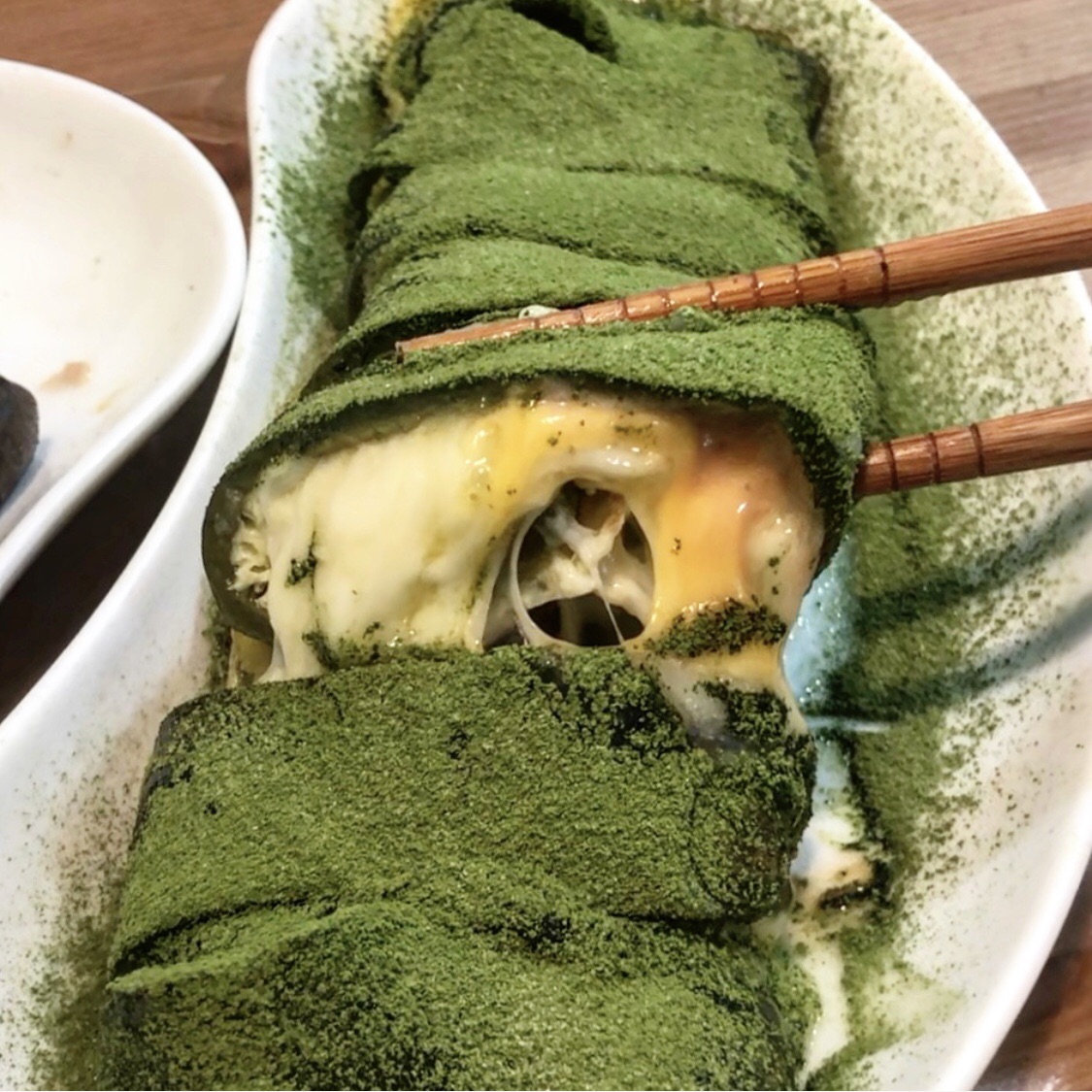 让你选择障碍发作的台湾蛋饼集合 各种奇怪馅料,各种特殊颜色,新奇又