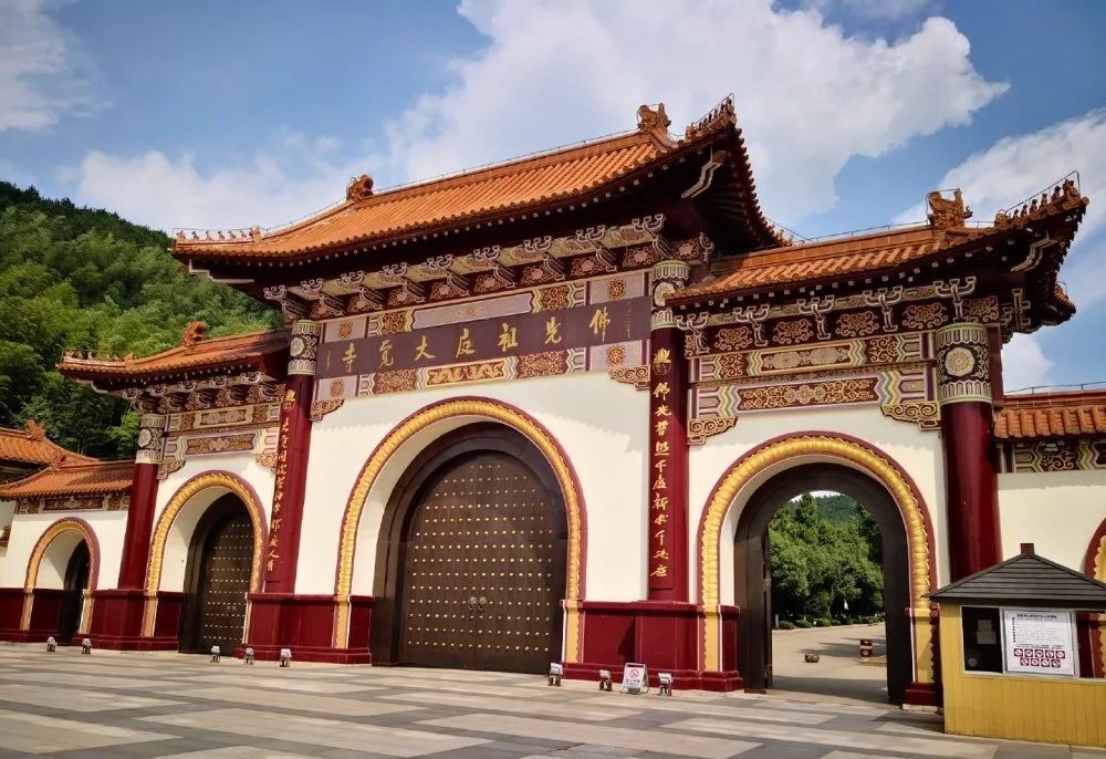 禅韵金秋溧阳天目湖大觉寺灵山大佛含演出休闲三日游
