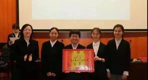 文章配图