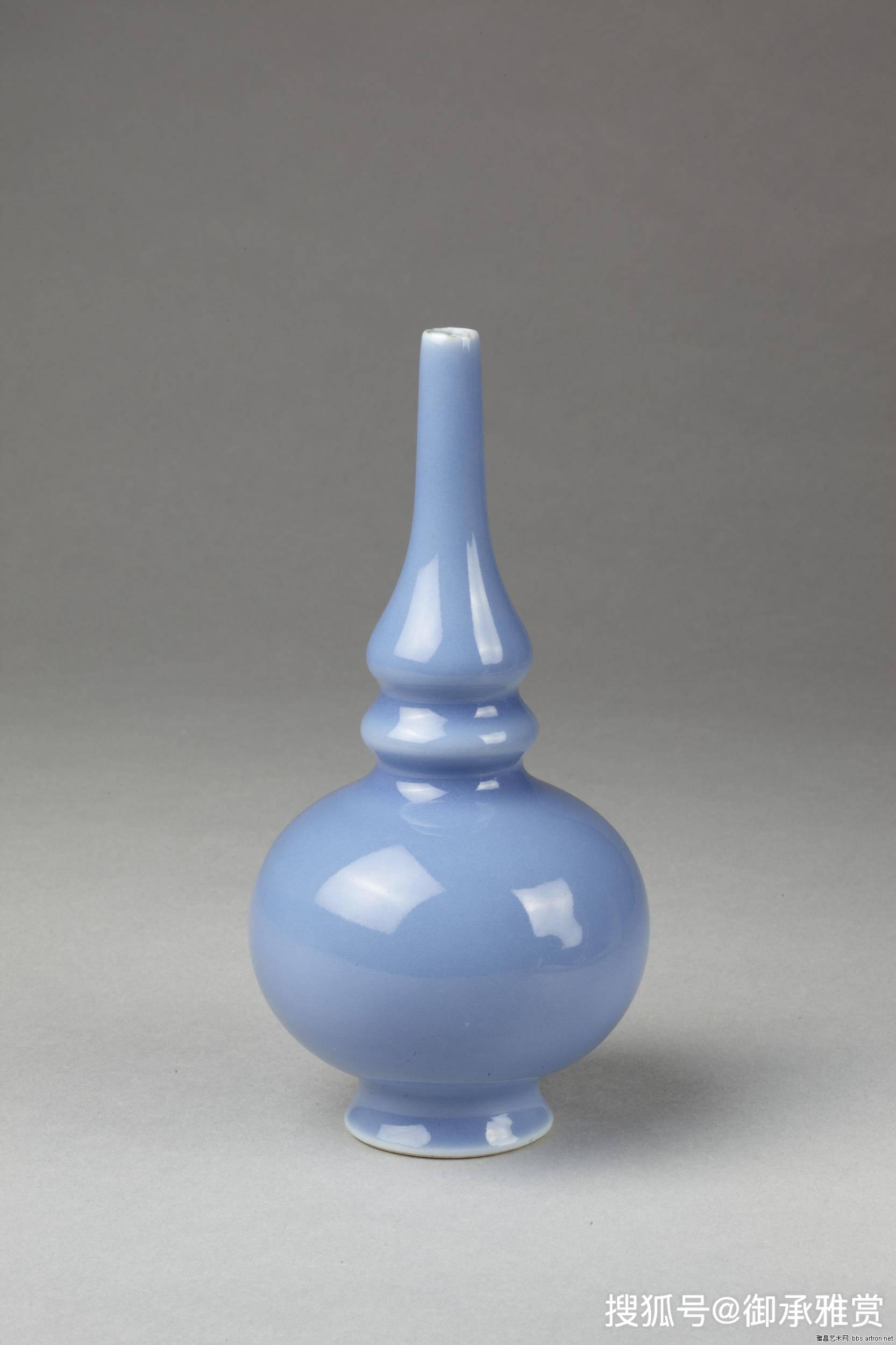 晴空万里:天蓝釉瓷器赏鉴_器物