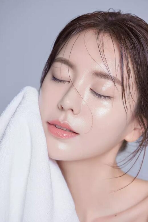 9个方法还你细腻紧致肌肤毛孔不再堵塞