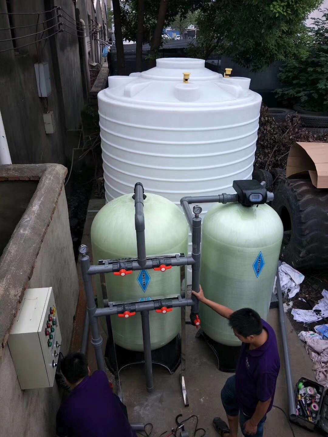 生活水箱屋顶储水塔蓄水箱选择什么材质的好