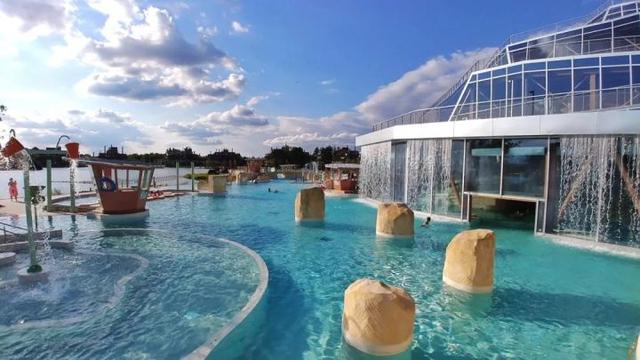 体验全新欧洲亲子度假模式丨巴黎自然村庄游记