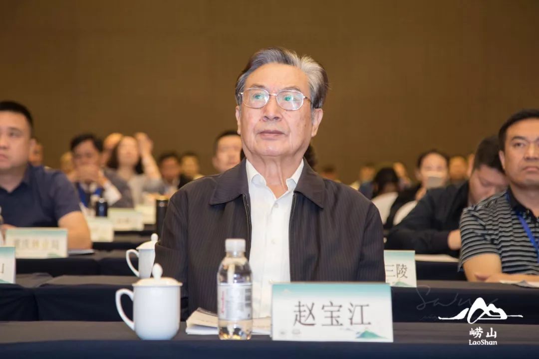 师,国家公园管理局办公室主任张鸿文,中国风景名胜区协会会长王凤武