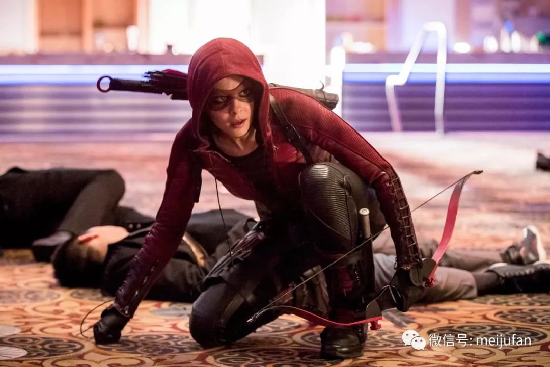 西娅·奎恩(薇拉·霍兰德饰)将会在《绿箭侠》最后一季中出演一个常规