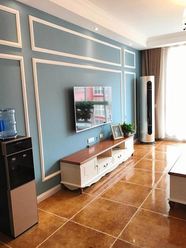 电视墙哪有那么复杂乳胶漆加深颜色200元搞定简单好看随便换